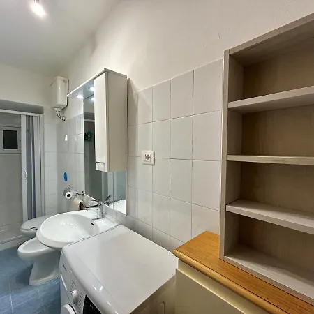 Remolari, Two-room In The Historic Center Апартаменты Кьявари