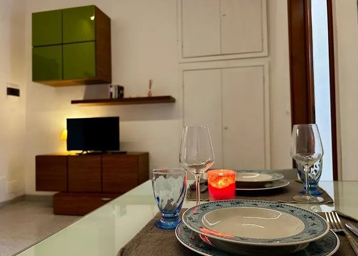 Remolari, Two-room In The Historic Center * Кьявари