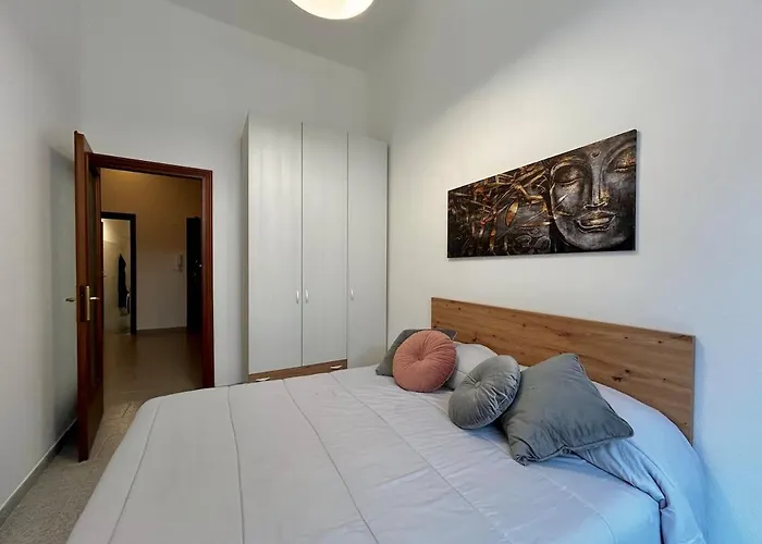 Remolari, Two-room In The Historic Center *