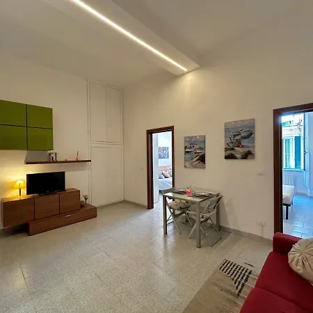 Remolari, Two-room In The Historic Center