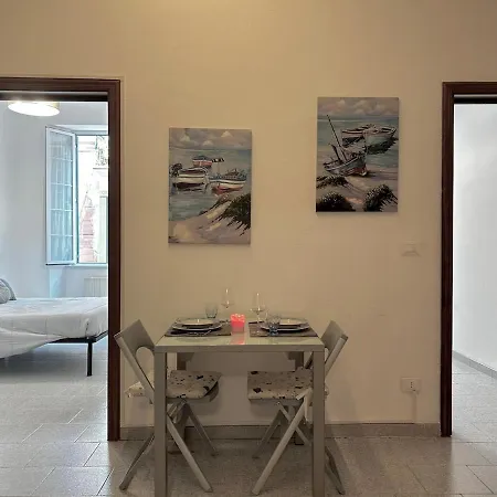 Remolari, Two-room In The Historic Center * Chiavari