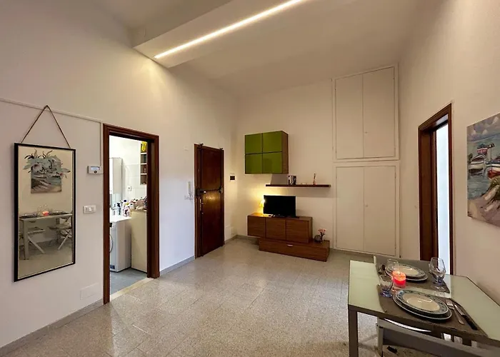 Remolari, Two-room In The Historic Center Apartment Chiavari